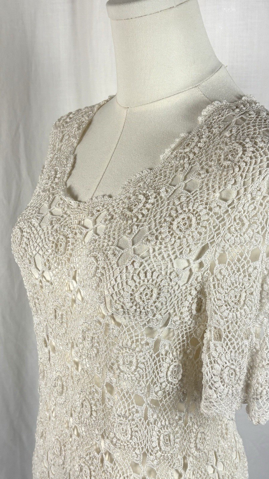 Vintage 70s Hand Crocheted Boho Crochet Top Cream Floral Lace Festival Hippie M