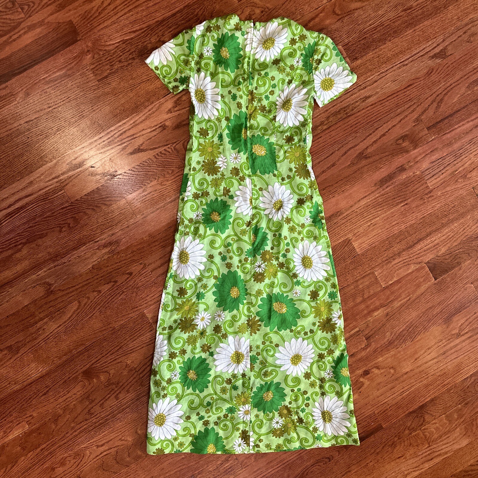 Vintage 60s 70s Handmade Floral Psychedelic Keyhole Neckline Midi Dress XS?