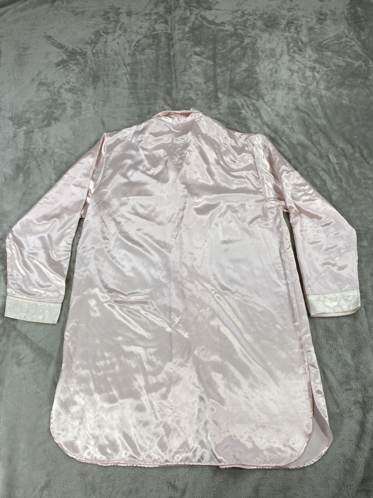 Vintage Delicates Nightgown Top Medium Satin Light Pink Nightie Bed Robe Shirt