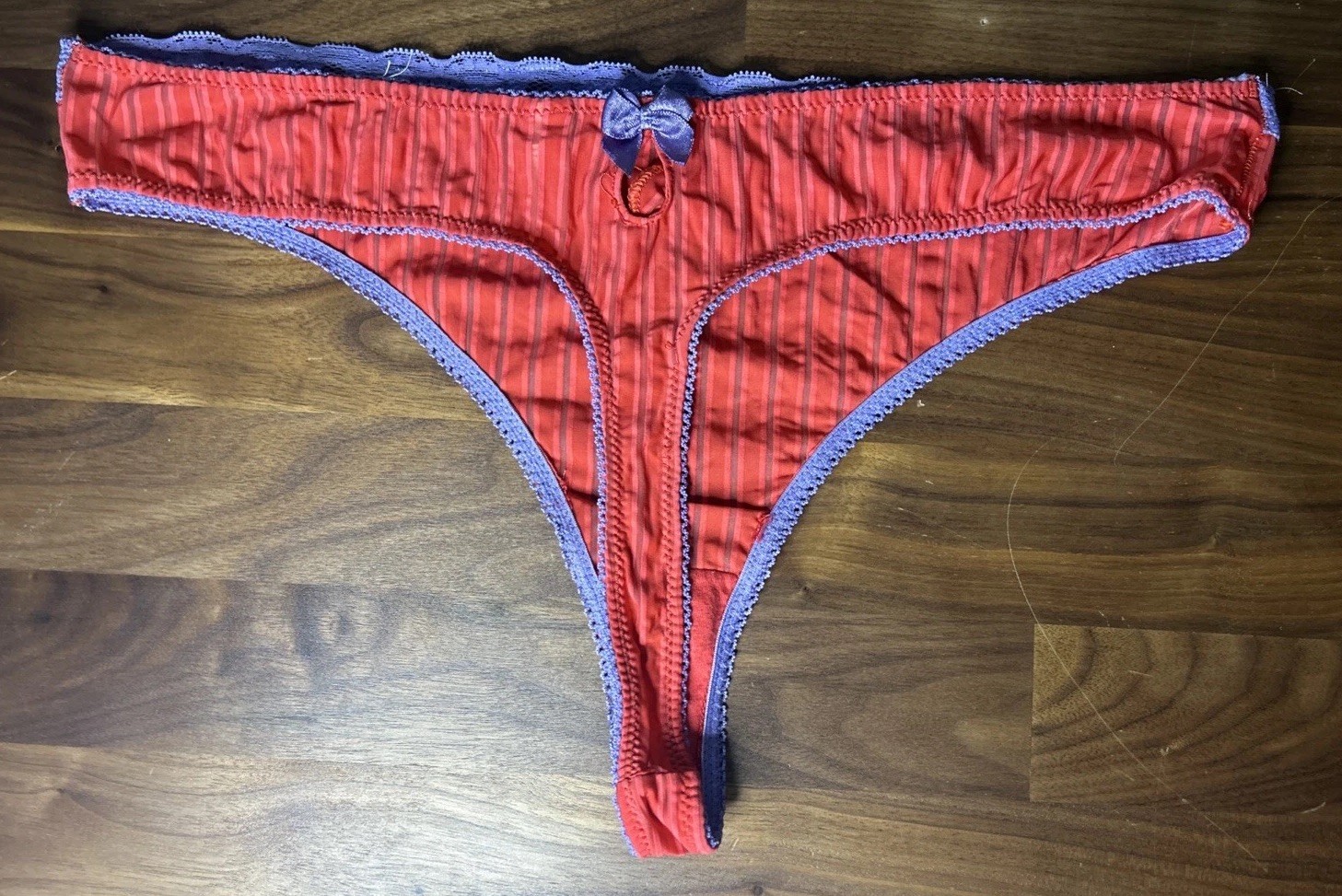 Vtg Second Skin Thong Sz 8 Plus Fashion Bug Lace RARE Keyhole Red Purple Nylon