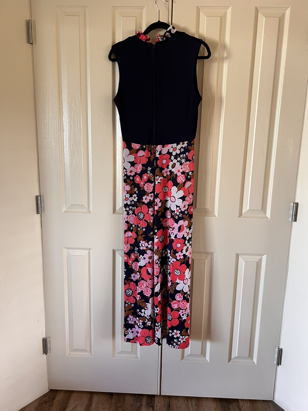 vintage 70s floral maxi dress navy with pink white flowers sleeveless ruffle
