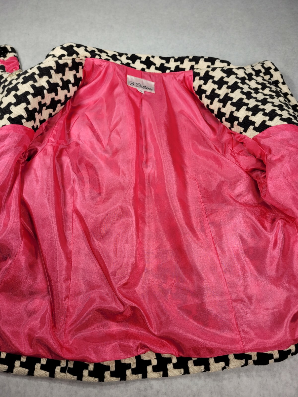 Vintage 3 Sisters Black White Pink Geometric Print Bow NICE RARE