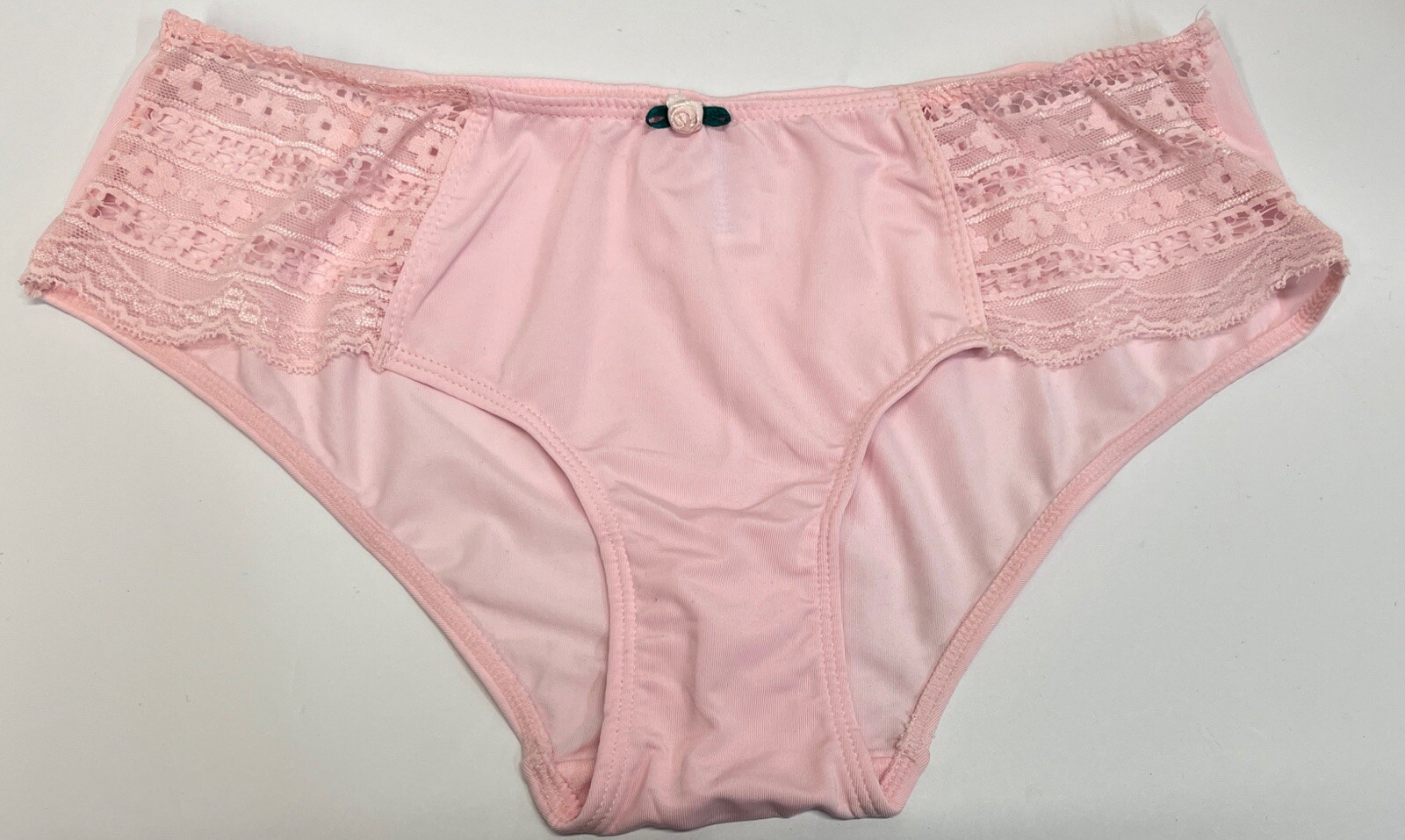 Vintage Delicates Satin Pink Low Lace Accent Waist Bikini Panty M/6 Silky Soft
