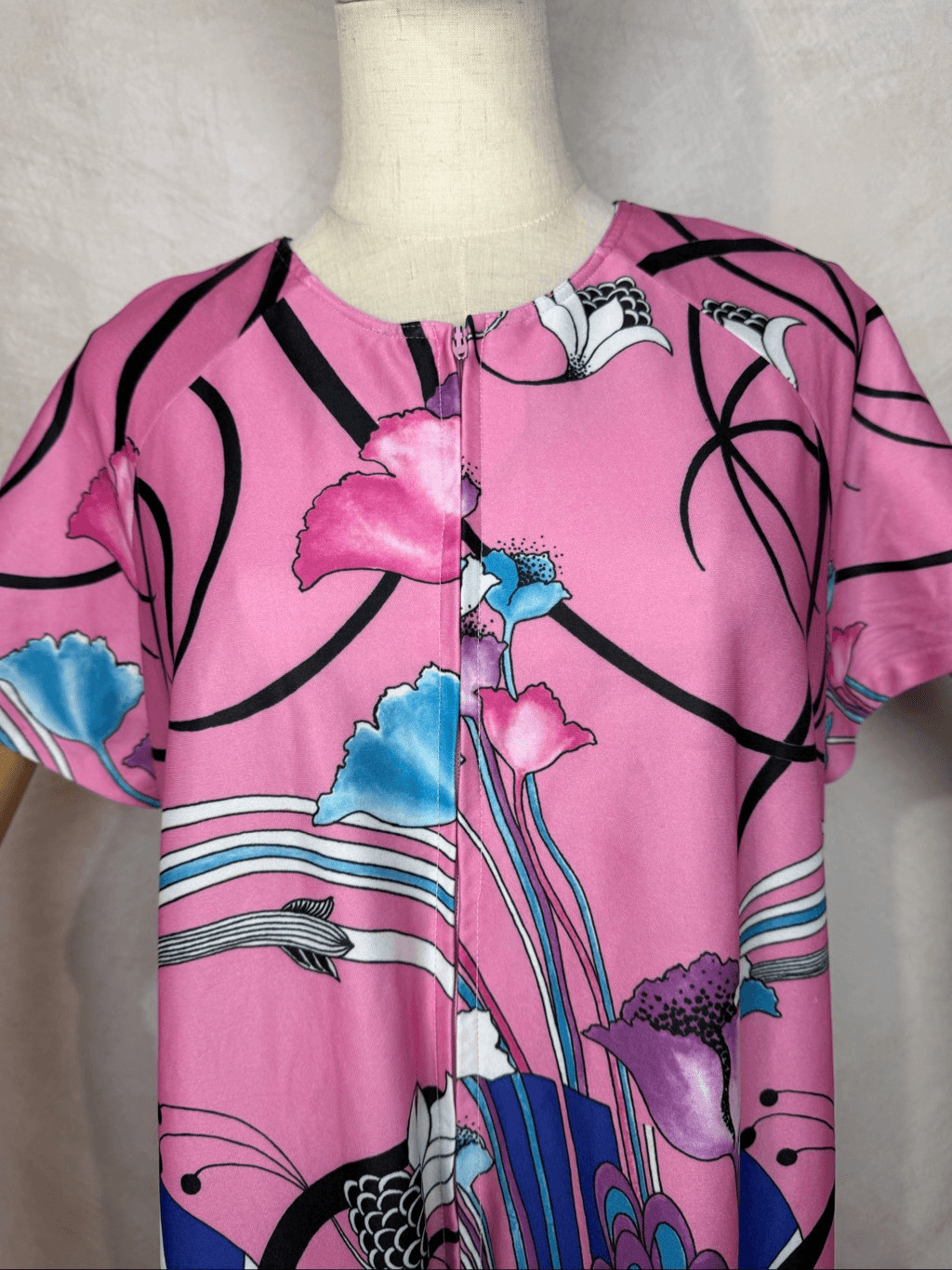 Vintage 90s does 70s Plus Size Caftan Groovy L XL Floral Psychedelic MCM READ