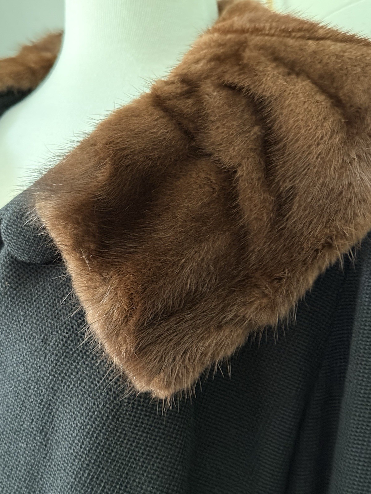 Vintage Long Black Swing Fabric Coat 50s 60s Real Fur Collar M USA jacket winter