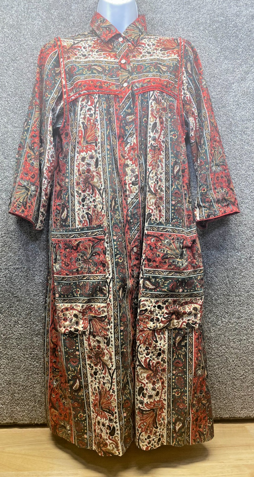 VINTAGE 60s 70s MODELS COAT House Dress Boho Colorful Mod Paisley Floral Size 10