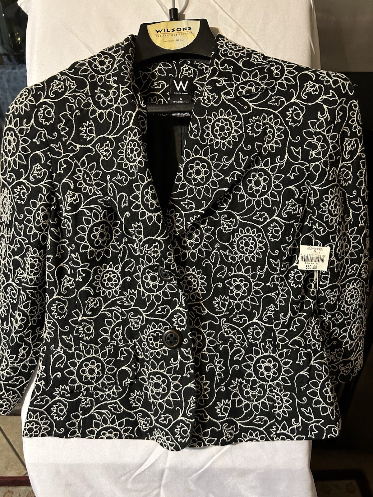 Women’s Vintage 1990 work to weekend blazer size 4 brand new tag still on it