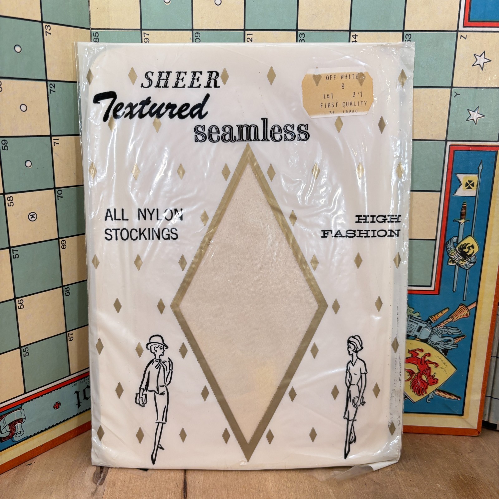 Vtg First Quality Seamless Nylons Sheer Textured Off White Size 9 L41-3/1 NOS
