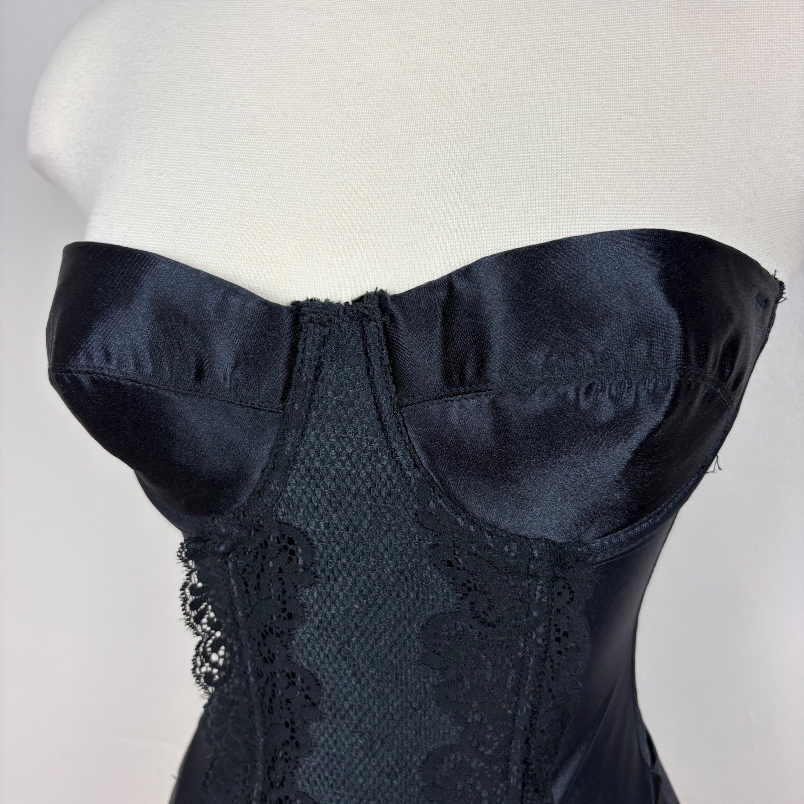 Partners Intimates Vtg Body Shaper Girdle Size 34B Black Lace Trim Strapless
