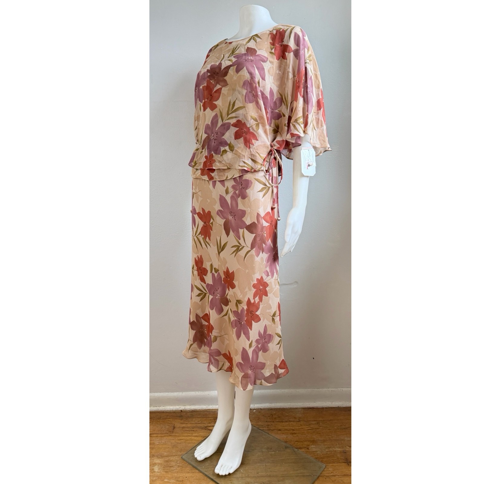Vintage 100% Silk Floral Skirt Top Set Size XS/Small 6 Two Piece Outfit Batwing