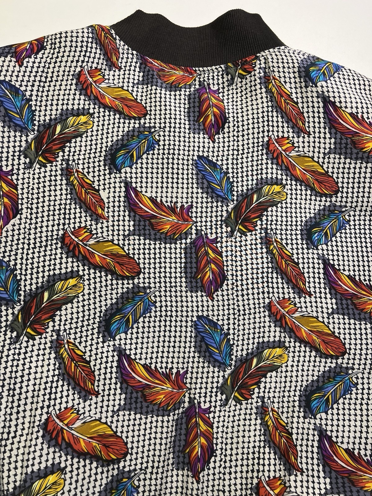 VTG 80s 100% Silk Bomber Jacket Carol Horn Feather Print W Sz M Oversized Retro
