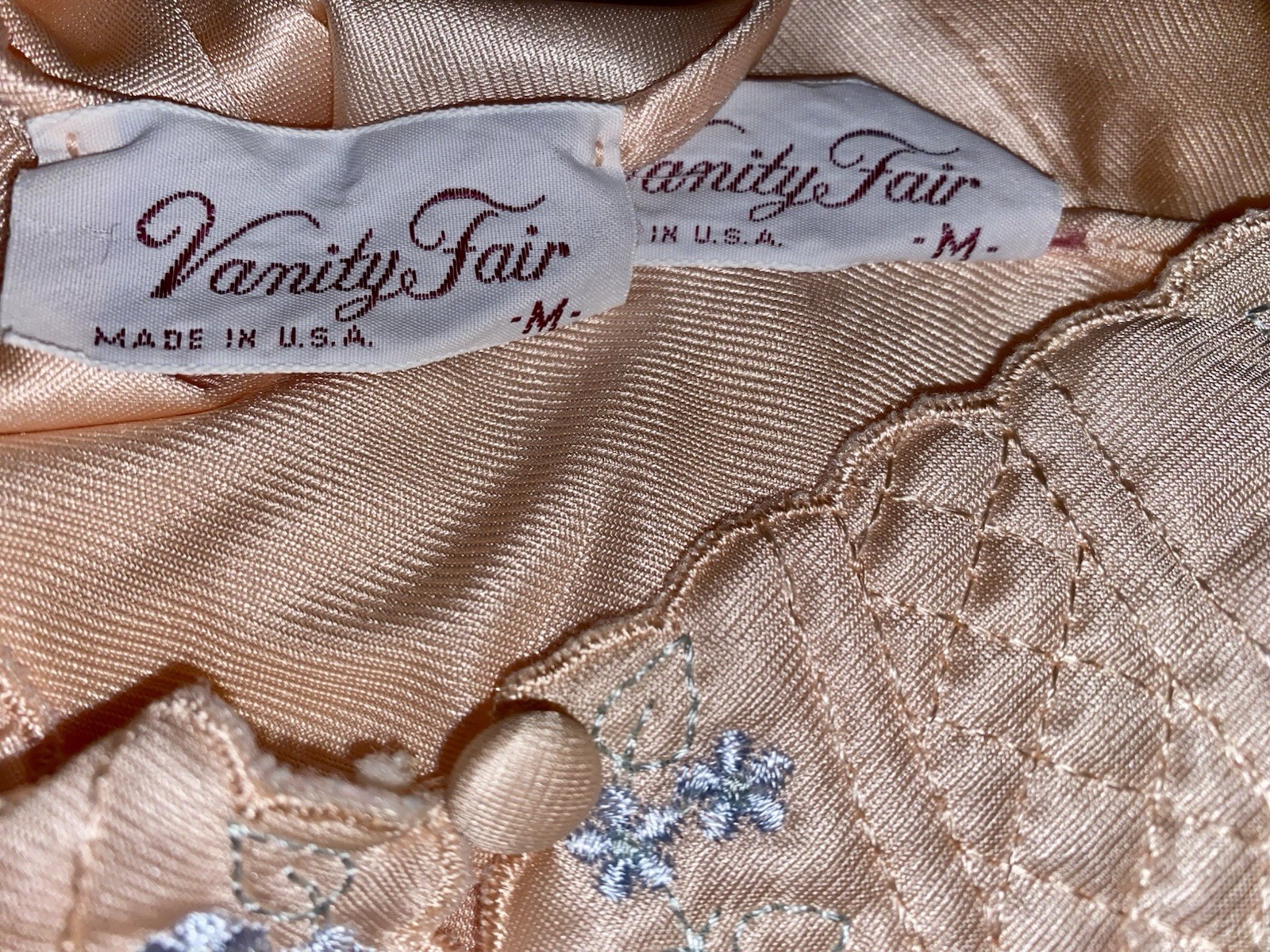 VTG M L Sweet PEACH VANITY FAIR Nylon Peignoir Robe Nightgown Negligee Gown Set