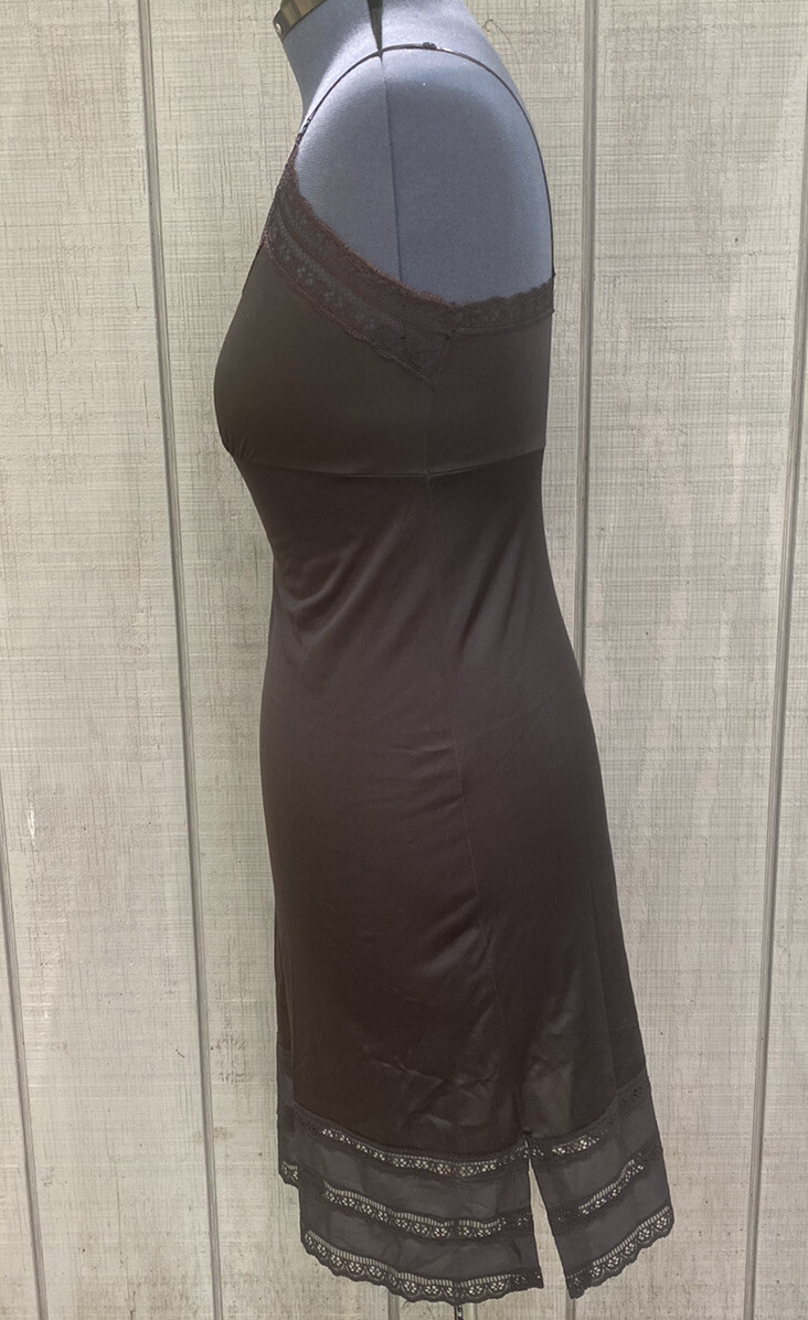 Black Antron III Nylon Adjustable Hem & Straps Nightie Slip Size 34 To Knee Vtg