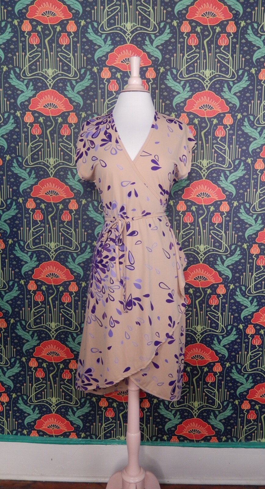 Vintage Y2K Express Tan Beige Purple Knit Wrap Short Sleeve Dress