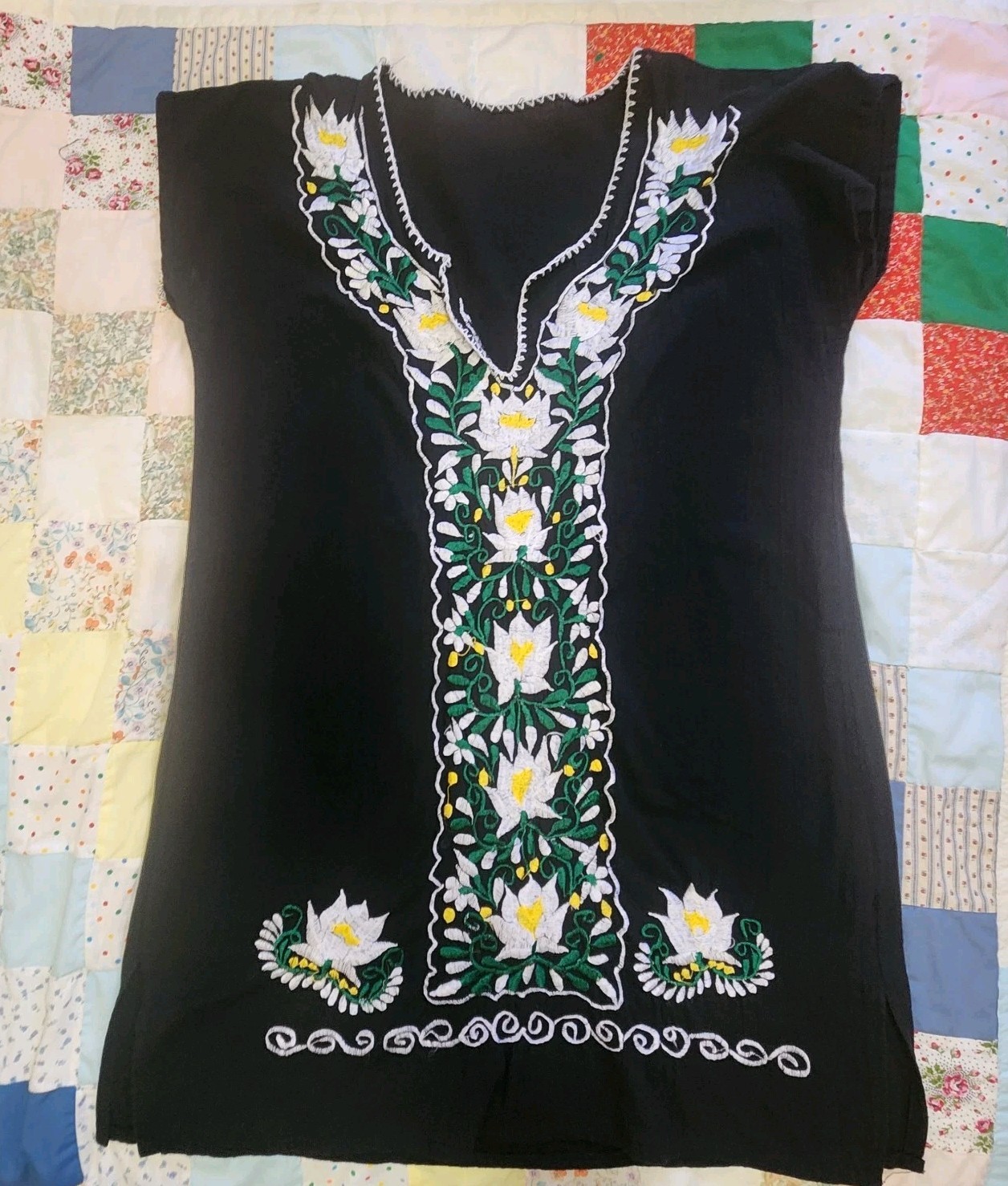 Vtg 70s Embroidered Ethnic Mexican Peasant Dress Boho Tunic L Black Lotus Resort