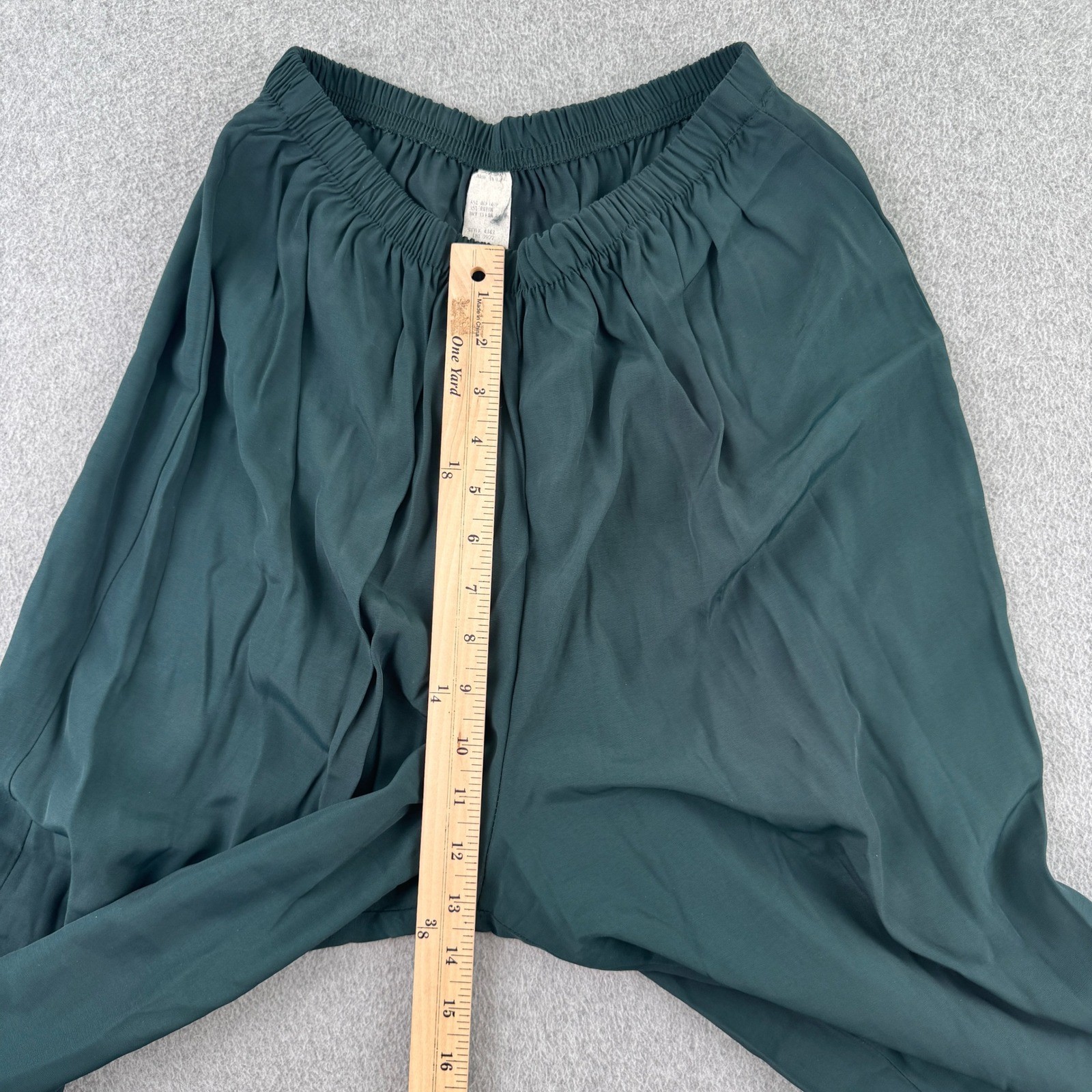 Vintage 90s Reina Industries Pant Set Womens 16P Green Floral Blouse 2 Piece