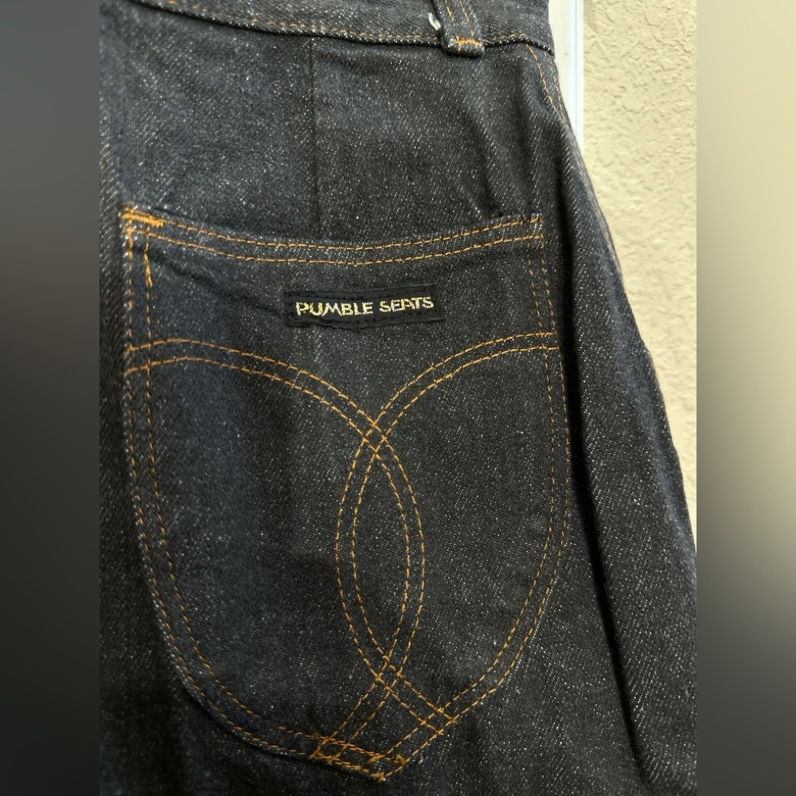 Vintage Rumble Seats by Wilkins high rise tapered leg Jeans – Dark Wash – Size 9