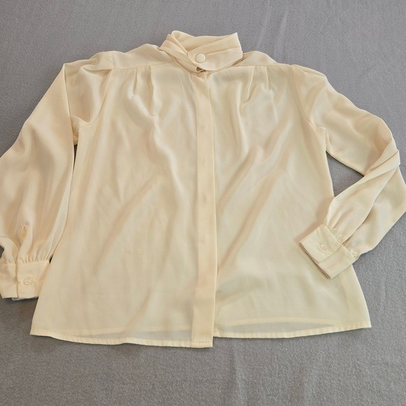 Anna Kriste Blouse Women 6P Cream High Neck Hidden Button Vintage ST 6182-01