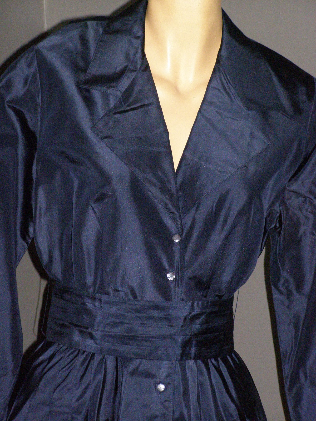 Vintage 80’s dark navy-blue button-down SHIRT DRESS S M silk LIZ CLAIBORNE full