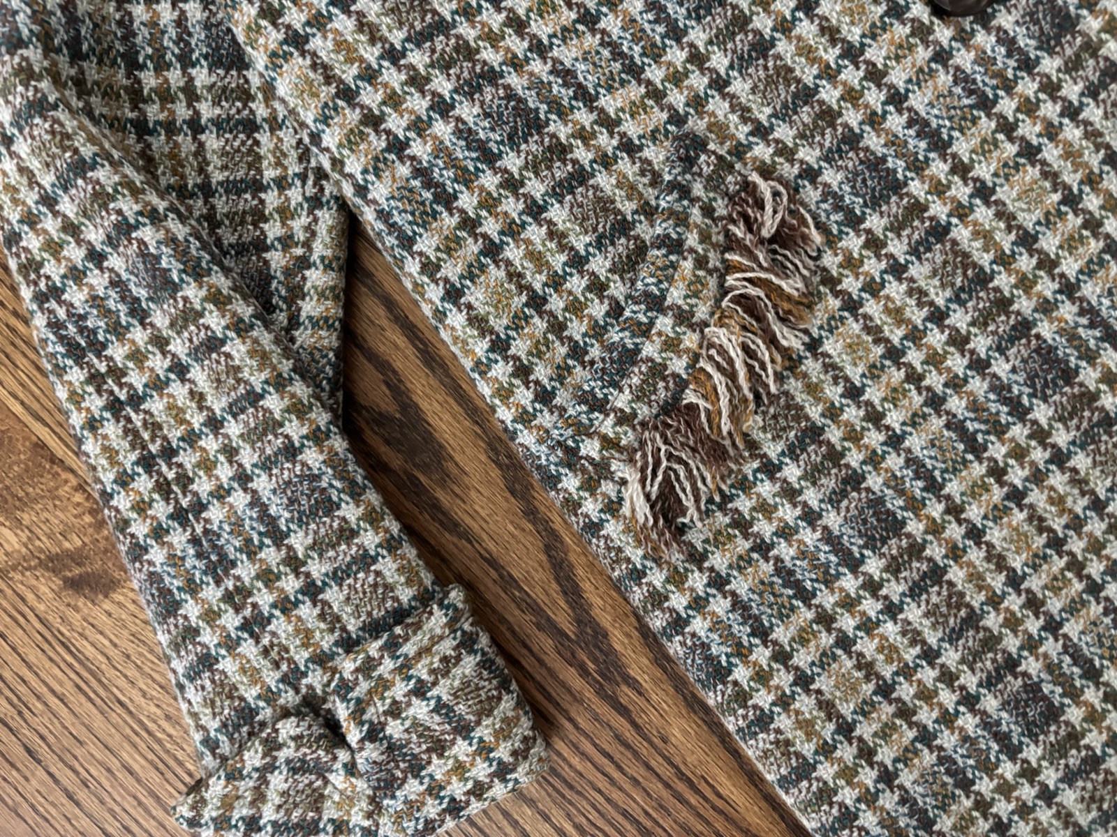 Vintage 1960’s Scottish Tweed Modest Proper Coat Lennoxburn Scotland S M Neutral
