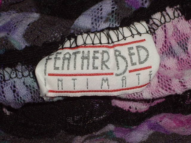 VINTAGE FEATHER BED INTIMATE CAMISOLE CAMI TOP BLOUSE SIZE M MULTI COLOR