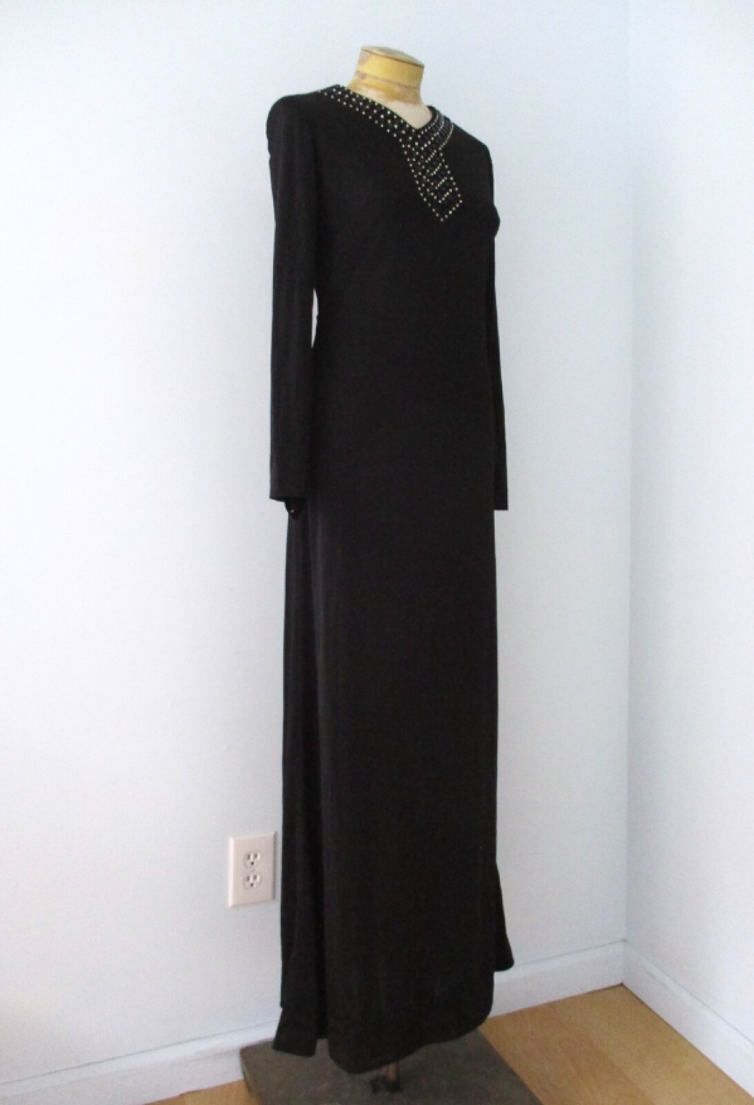 Vtg 70s Carillon black poly knit maxi column dress evening gown jewel neck S