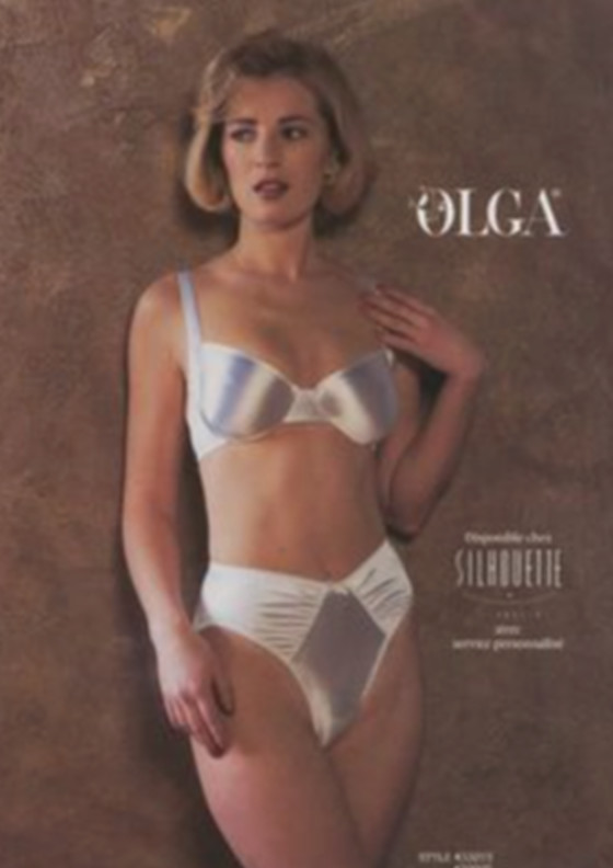 VINTAGE OLGA 20005 ROSE TAILORED BODYSATIN STRETCH HI-CUT PANTIES ~ MEDIUM