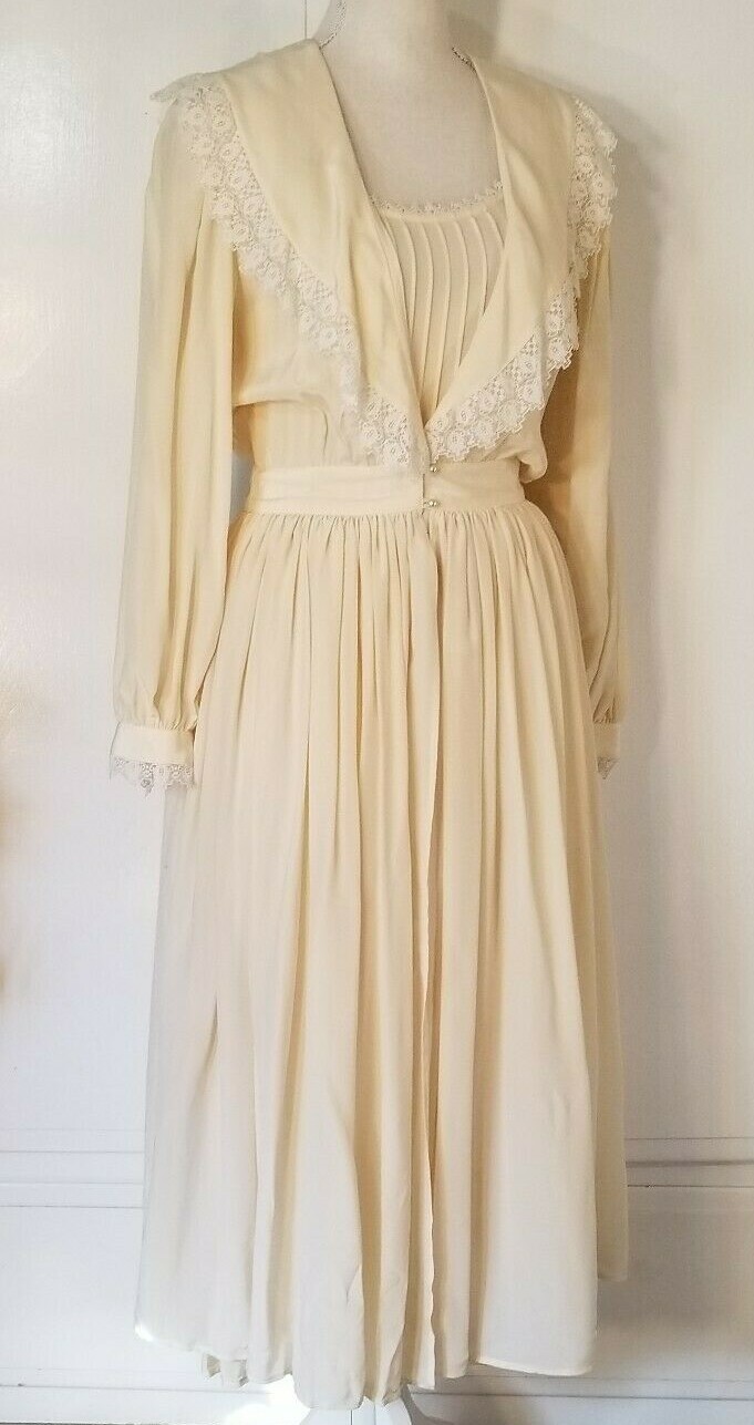 Vintage Lingerie Eileen West Pure Silk Peignoir Nightgown Queen Annes Lace 70s