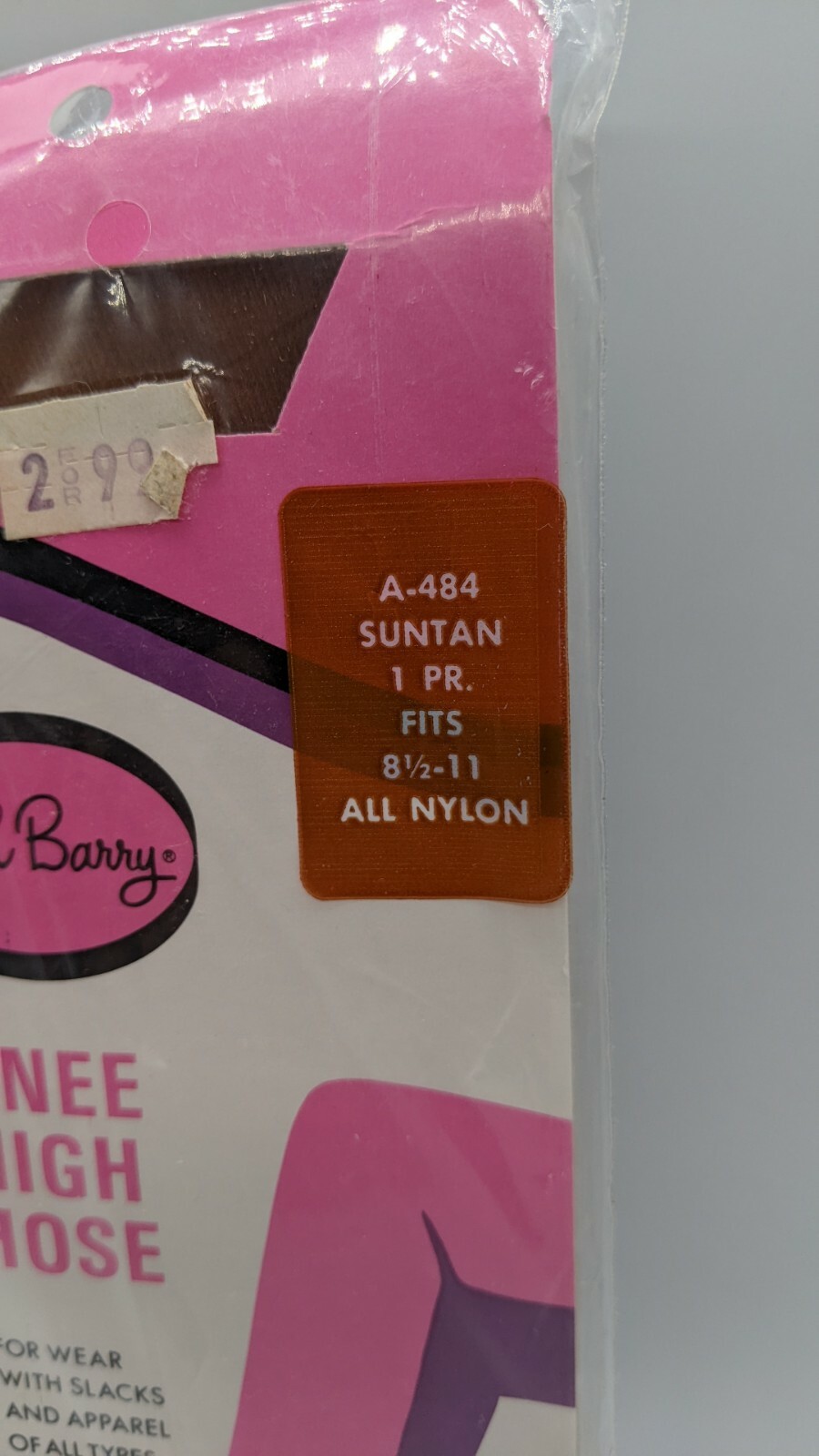 NIP VINTAGE RUTH BARRY SHEER STRETCH NYLON SUNTAN KNEE HIGH STOCKINGS FIT 8.5-11