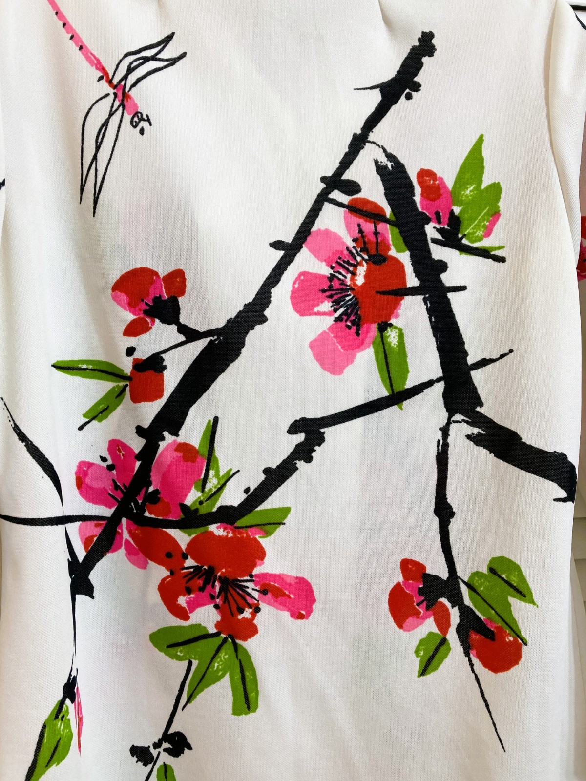 1970s VERA Neumann Cherry Blossom & Dragonfly Print Top Pink White Green Red 16