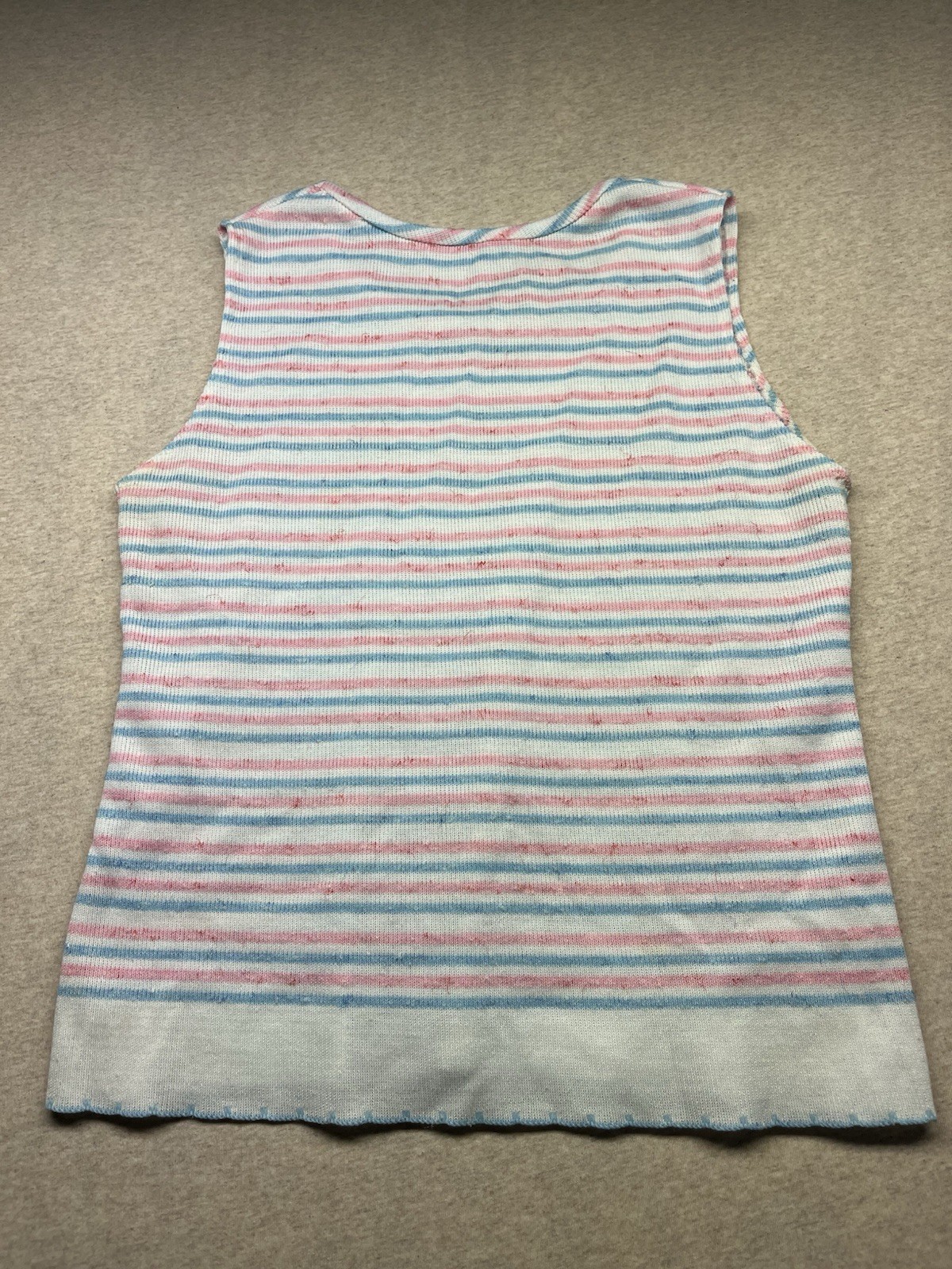 1970s Women’s Pink Wht Blu Knit Sleeveless Top