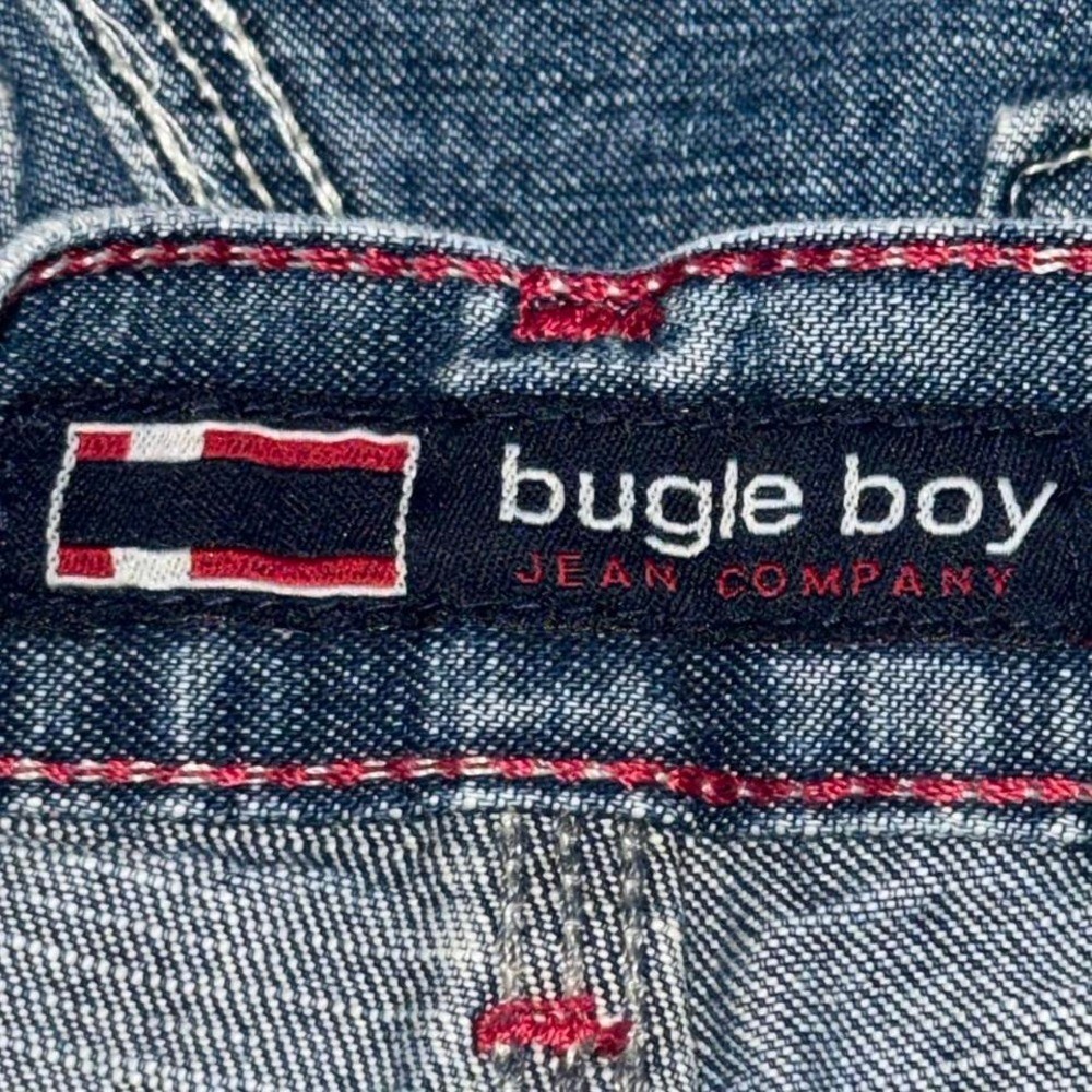 👗🧷 BUGLE BOY Vintage 90s Y2K Upcycled Denim Mini Skirt l Fits Sz 26″
