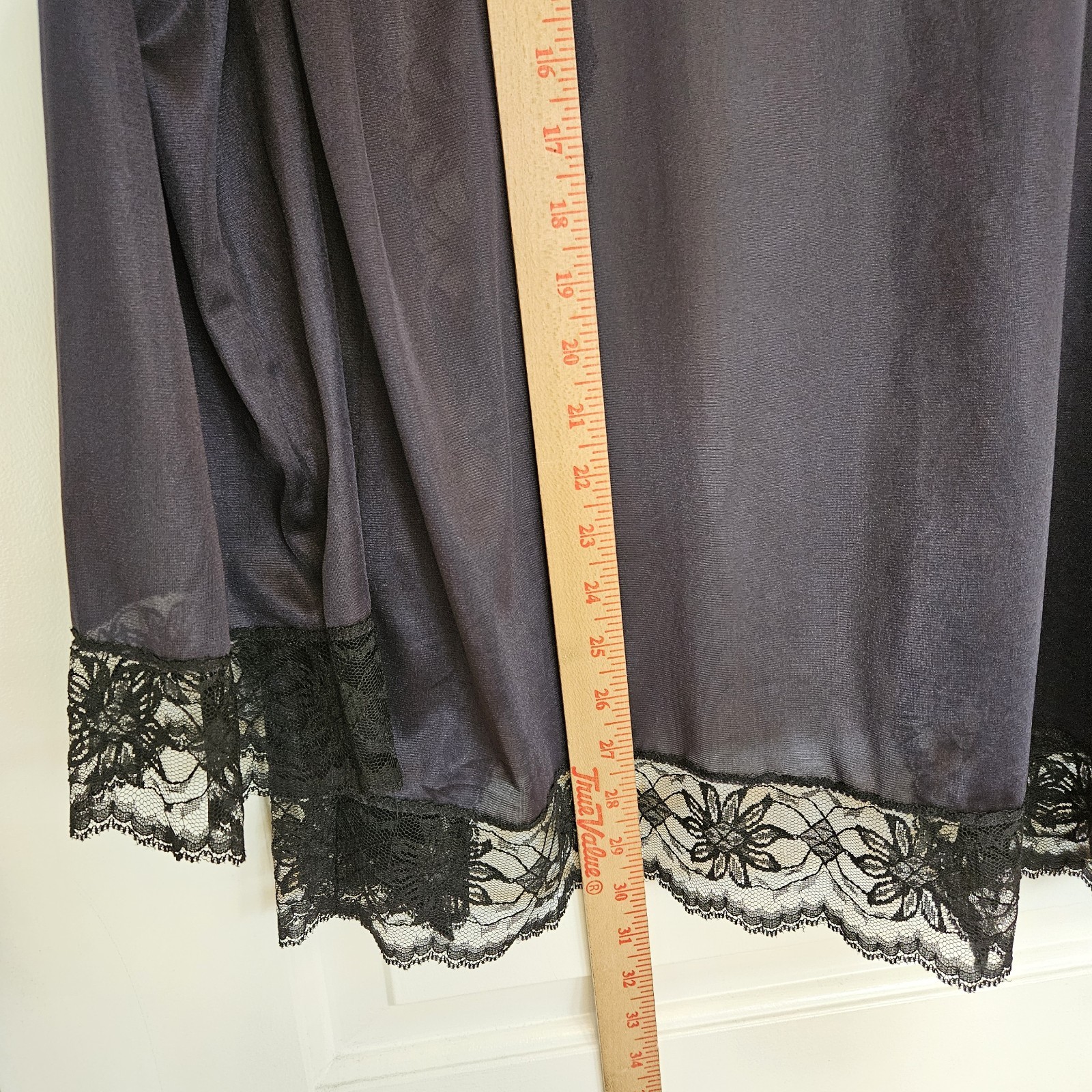 UndercoverWear Vintage Gray Lace Trim Open Front Robe Long Sleeve Nylon Large