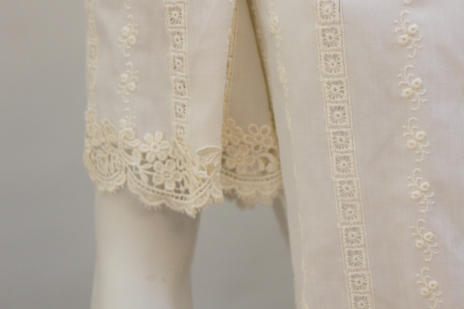 Vintage 70s Creme White Prairie Lace Blouse And Skirt Set Boho Cottagecore