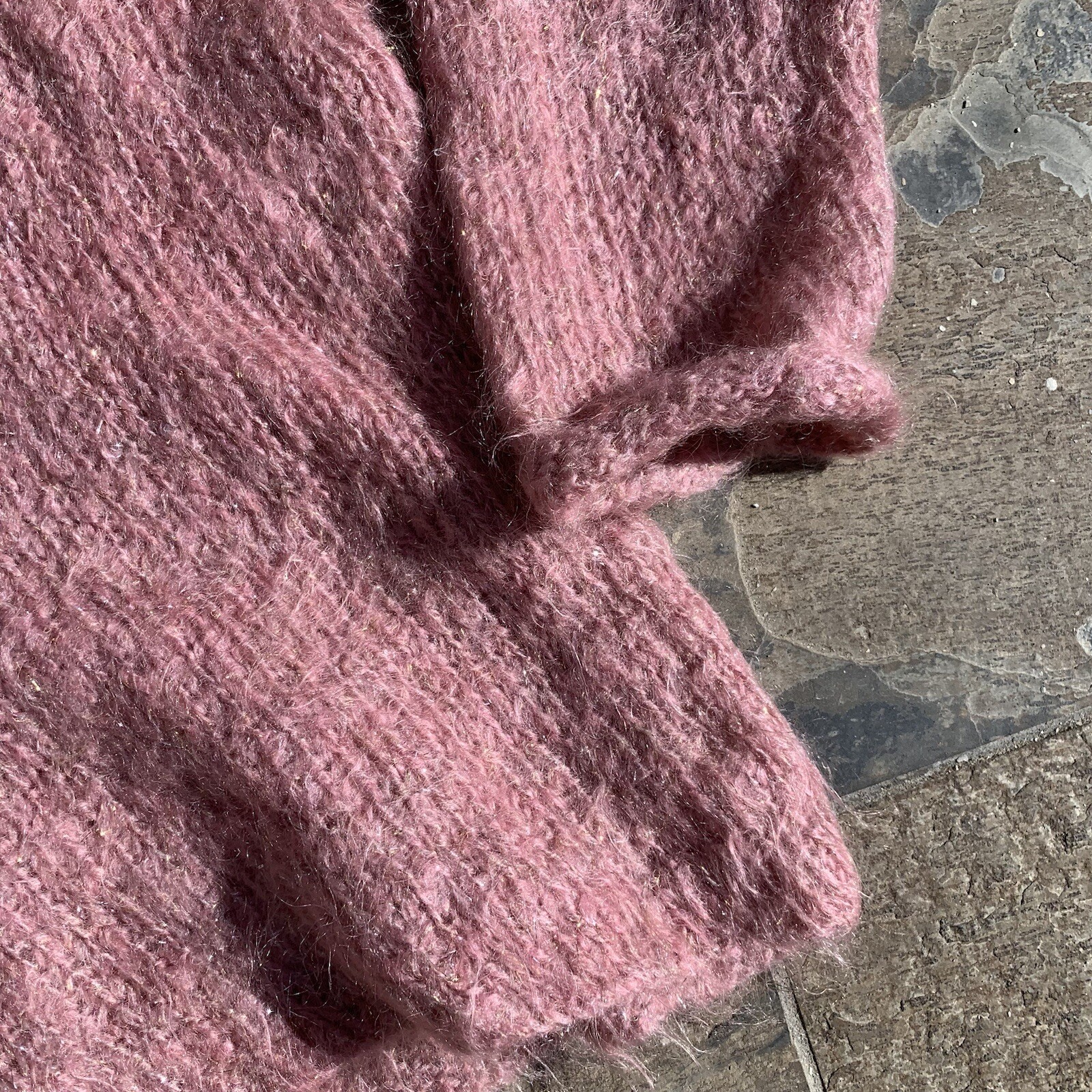 Vintage 80s 90s Carole Little Pink & Gold Thread mohair pullover sweater sz m