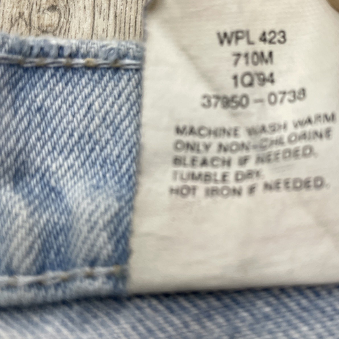 Vtg Levi’s Jean Shorts Juniors Size 7 Orange Tab 90’s Light Wash