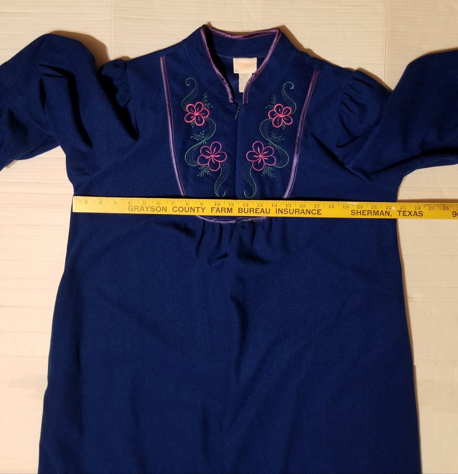 Vintage Adonna Large Warm Soft Housecoat Robe Dressing Gown Blue Embroidered