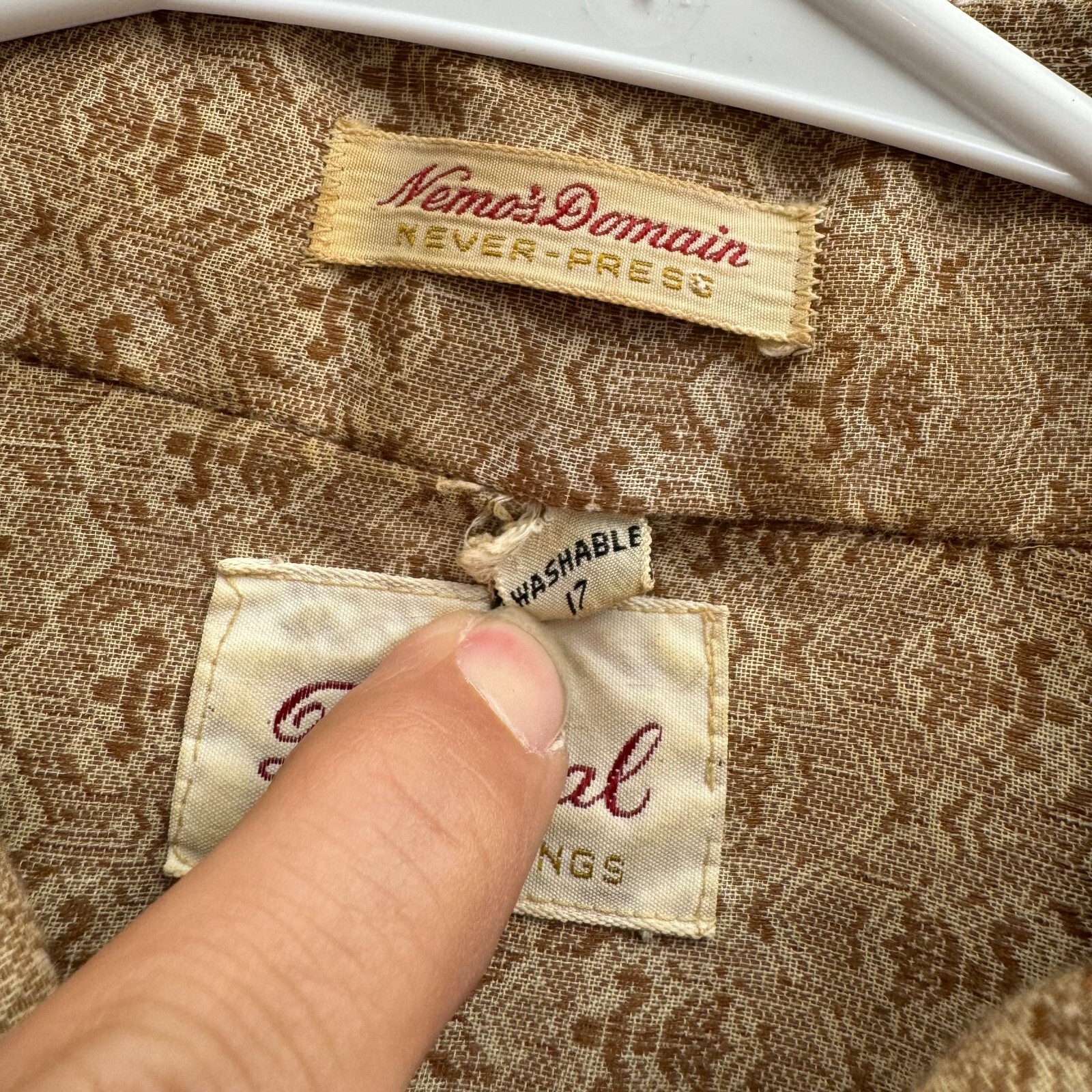 VTG Donegal Size 17 (~XL) Dress Shirt Nemo’s Domain Never-Press 60s 70s 80s