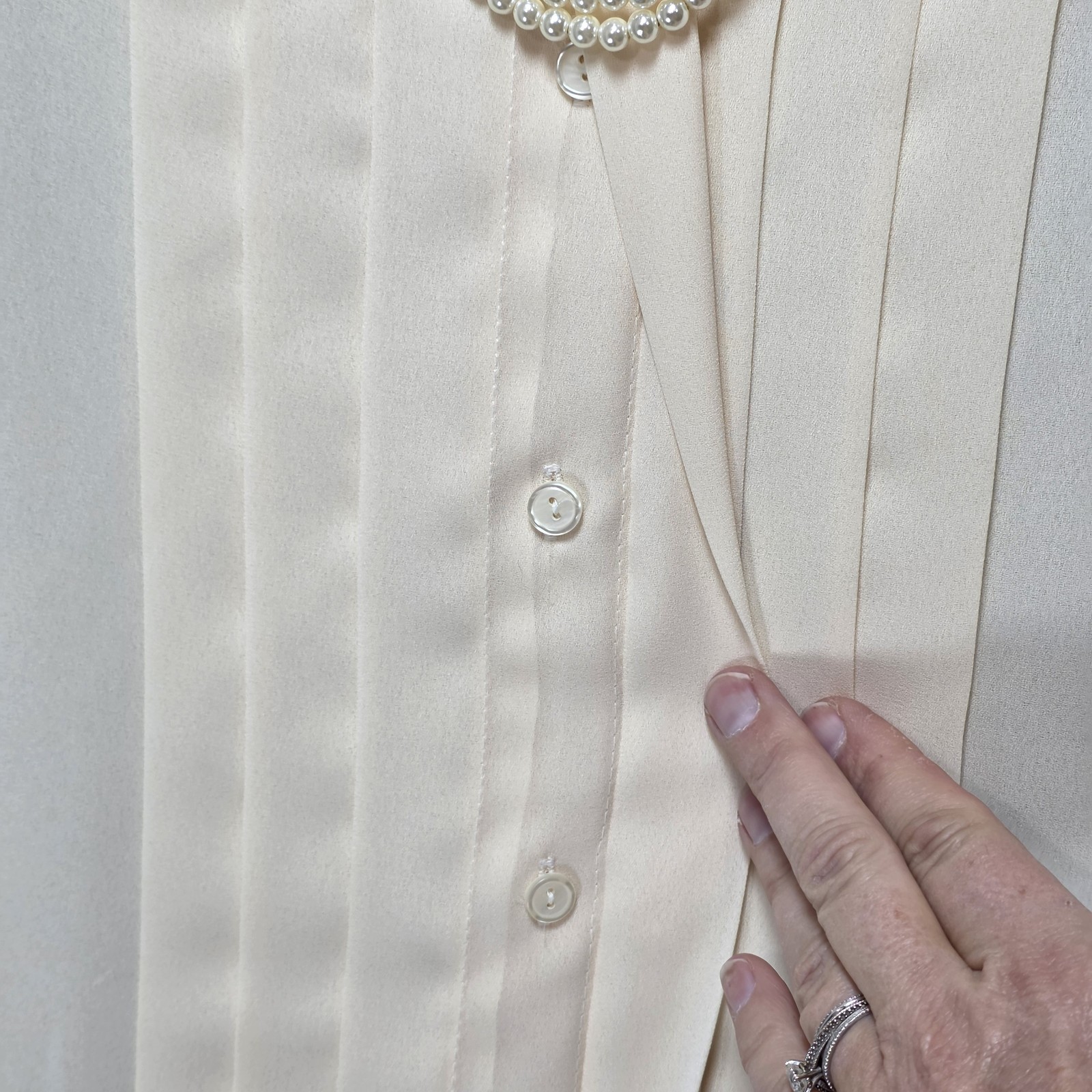 Vtg Hasting and Smith Sheer Blouse Womens 10P Secretary Pearls Yellow Proper 80s