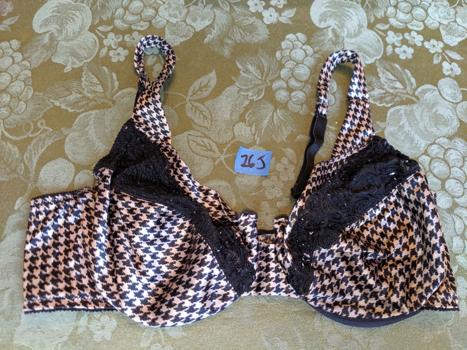 Vintage women’s bra Victoria’s Secret black white check 36C
