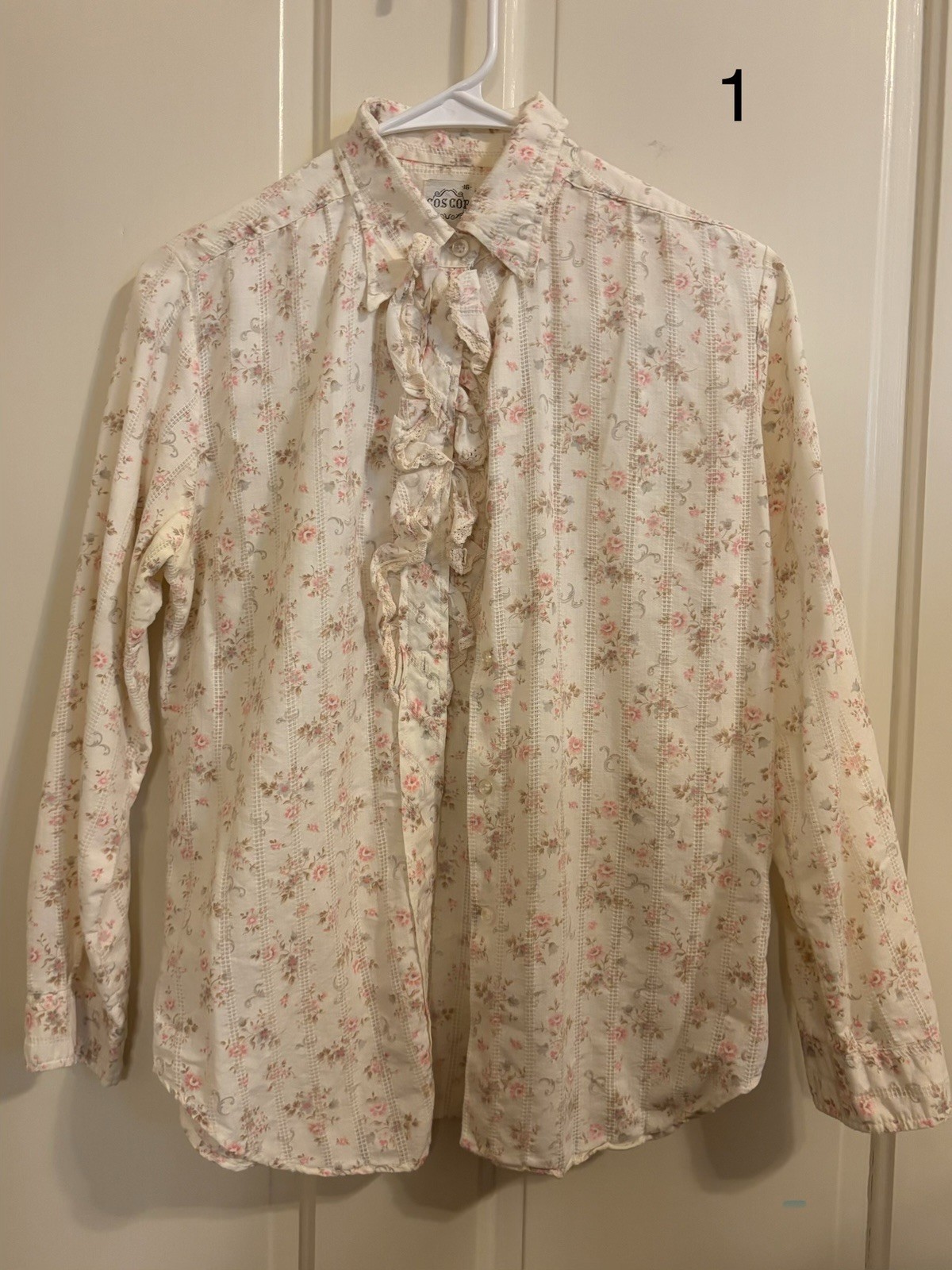 Women’s Vintage Cos Cob Floral Button Up Long Sleeve Blouse W/ lace trim Sz 16