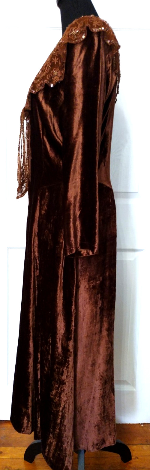 Vintage NOSTALGIA Brown Velvet w/Beaded Lace 3/4 Lenth Elegant Dress Size M