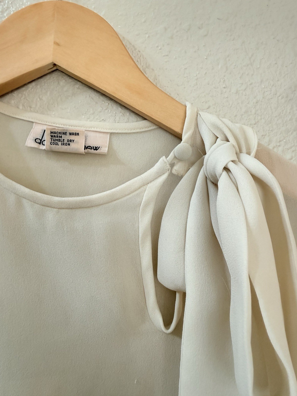 Vintage 80s David Matthew III Bow Secretary Blouse Women’s Size 10 Cream