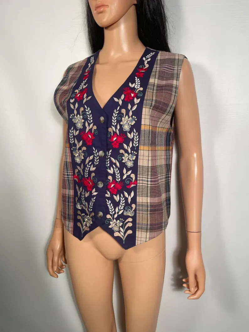 Vintage 1990s Embroidered Floral And Plaid All Cotton Vest Size M