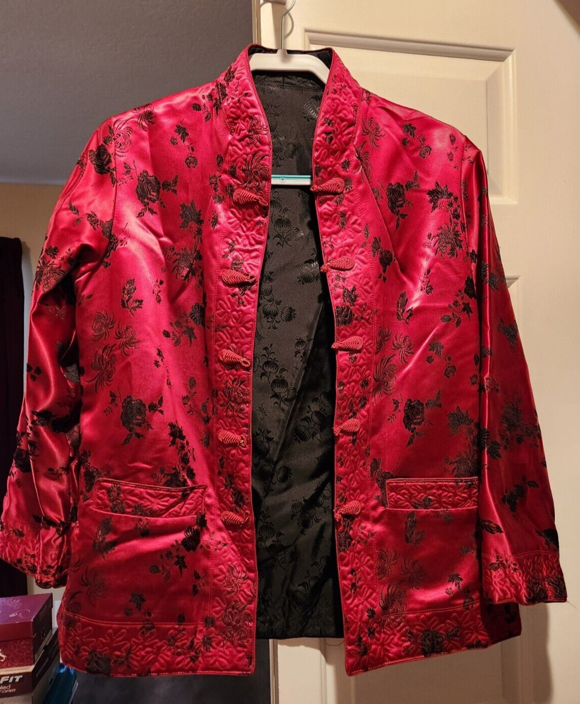 Red/Black Reversible Fortune Fabulous Fashions Satin Asian Jacket Sz M Red/Black