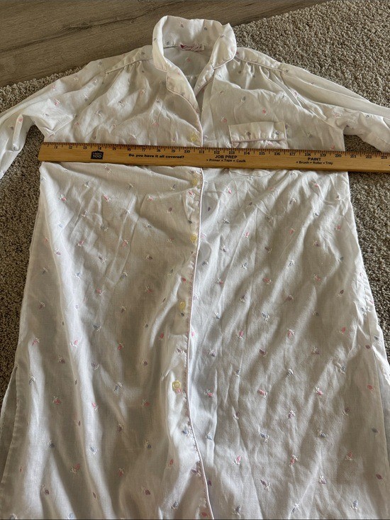 Vintage Brandywine Nightgown Womens Large Embroidered Floral Cotton White