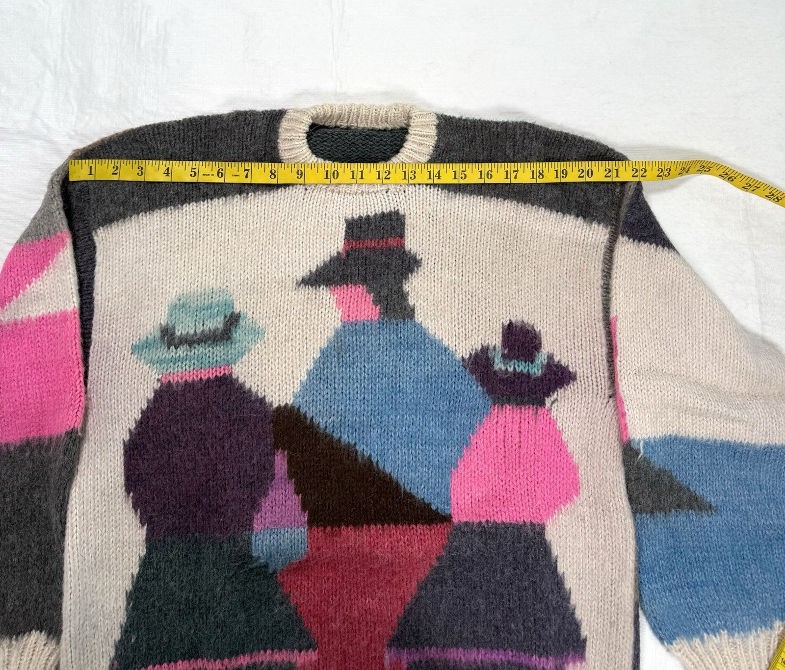 Vtg 80s Peruvian Baby Alpaca Sweater Wool S/M Geometric Design Women In Hats