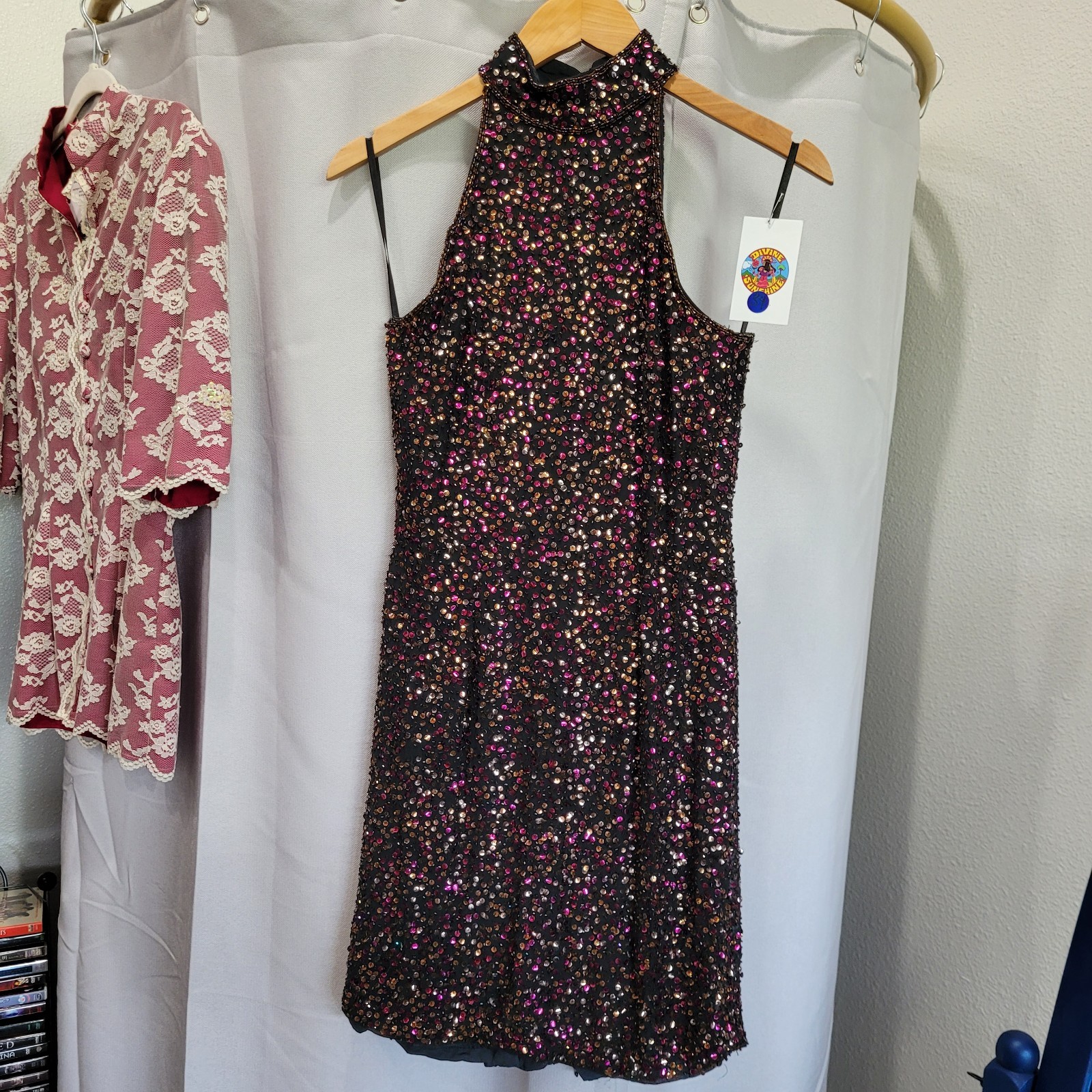 80’s Vintage Glamour Sleeveless Sequin Halter Mini Dress