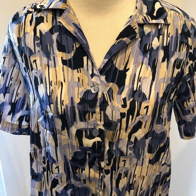 Vintage Blouse Donnkenny Classics Women’s Size S Blue Floral Short Sleeve 80’s