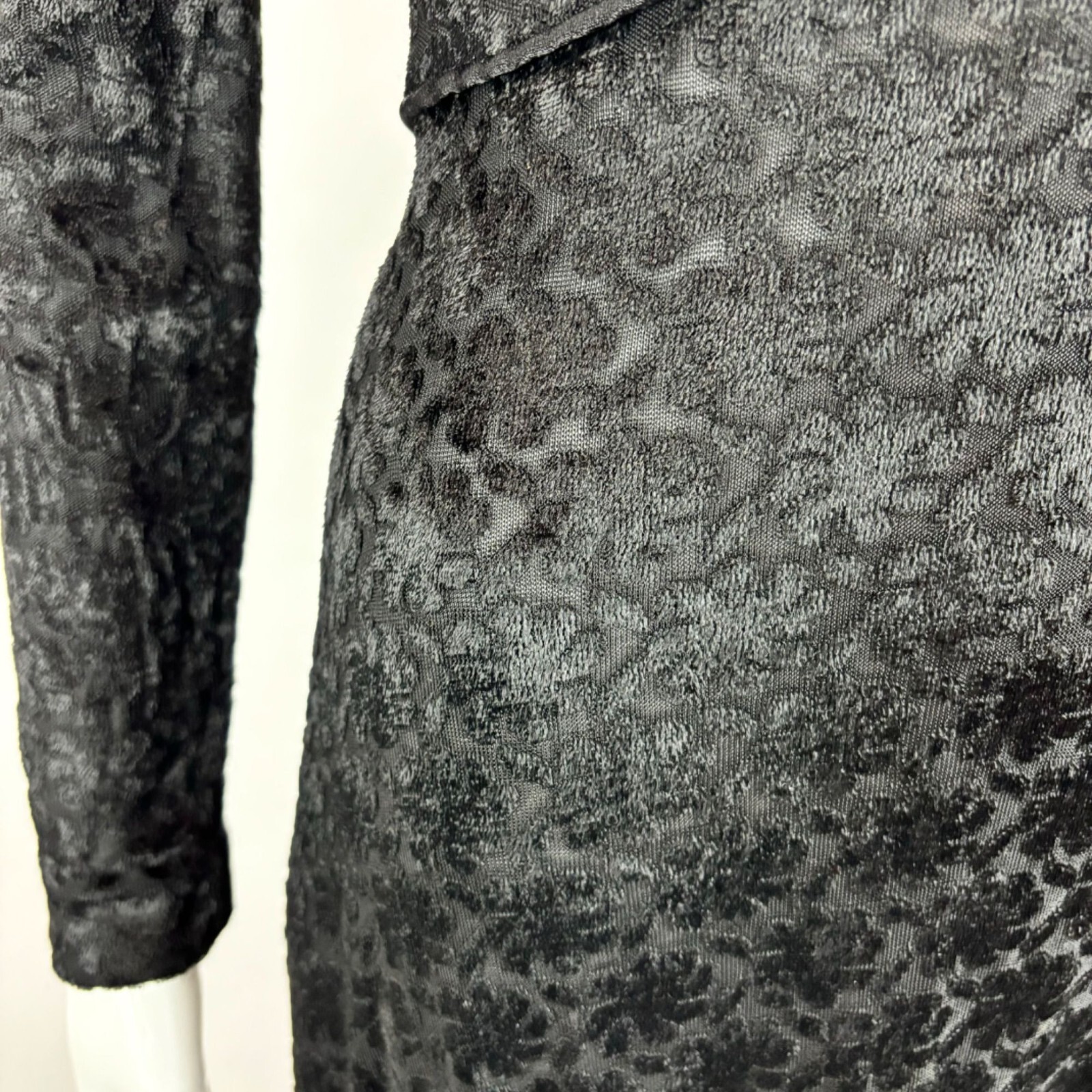 Vintage 70s Maxi Dress Women’s XS Adri Clothes Circuit Black Velvet Dark Floral